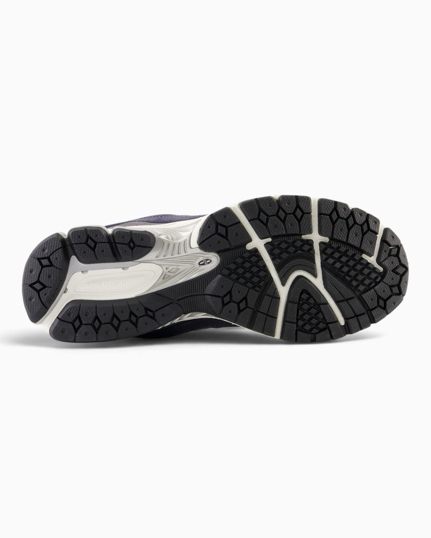 New Balance 2002R Sneaker