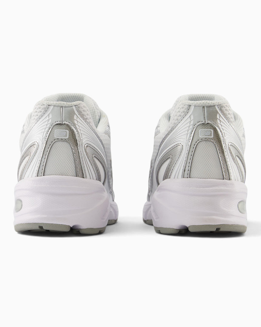 New Balance 740 Kadın Sneaker