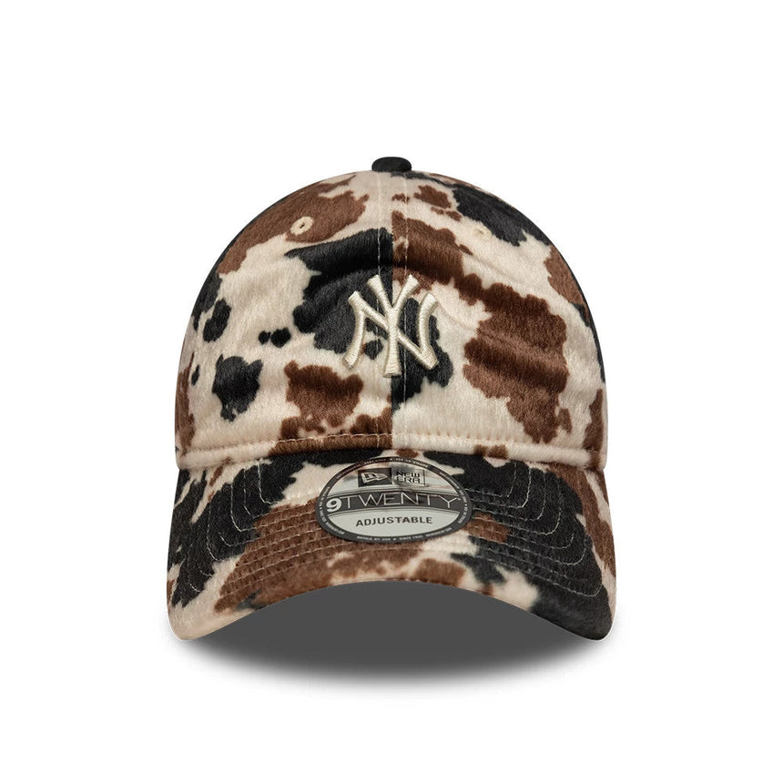 NY Yankees Animal Print 9FORTY Şapka