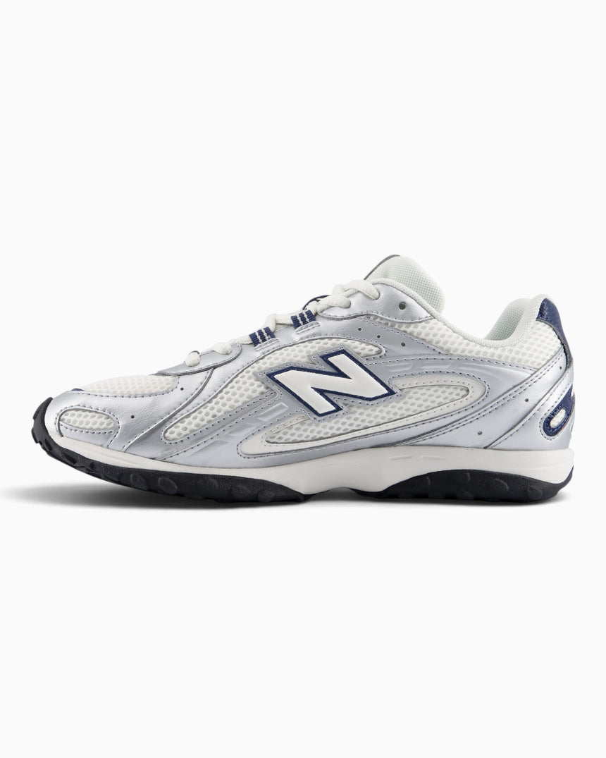 New Balance 204L Kadın Sneaker