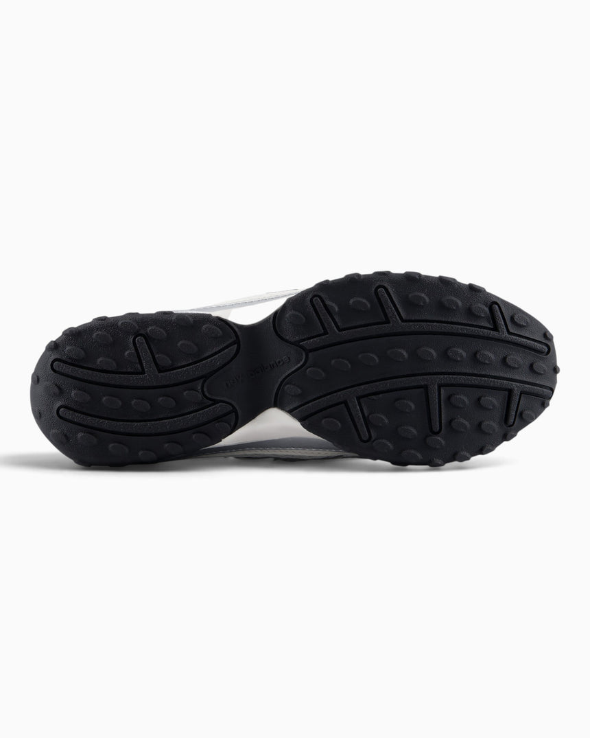 New Balance 204L Kadın Sneaker