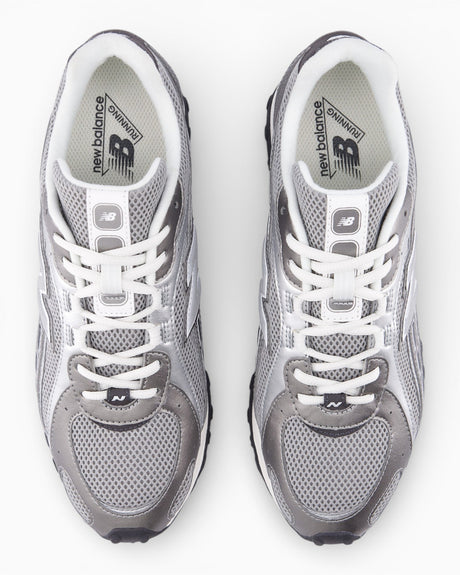 New Balance 204L Kadın Sneaker
