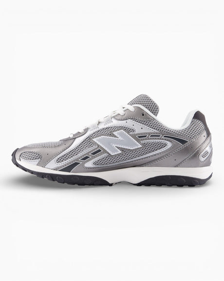 New Balance 204L Kadın Sneaker