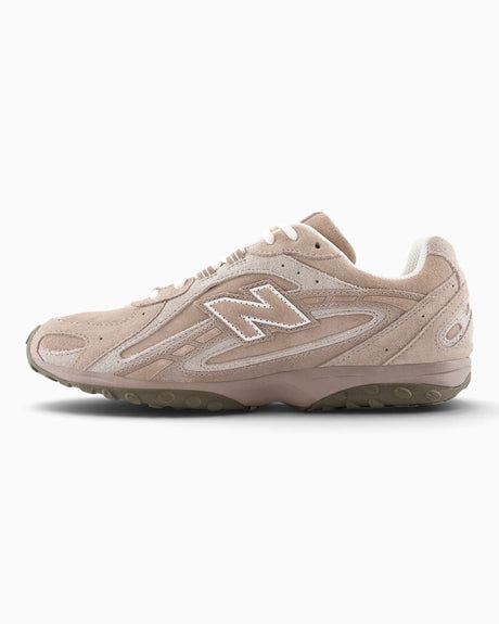 New Balance 204L Kadın Sneaker