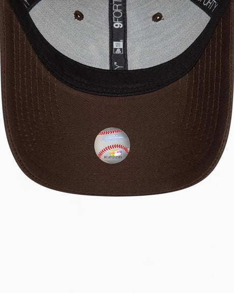 New Era NY Yankees League Essential 9FORTY Şapka