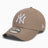 New Era NY Yankees League Essential 9FORTY Şapka Pastel Brown