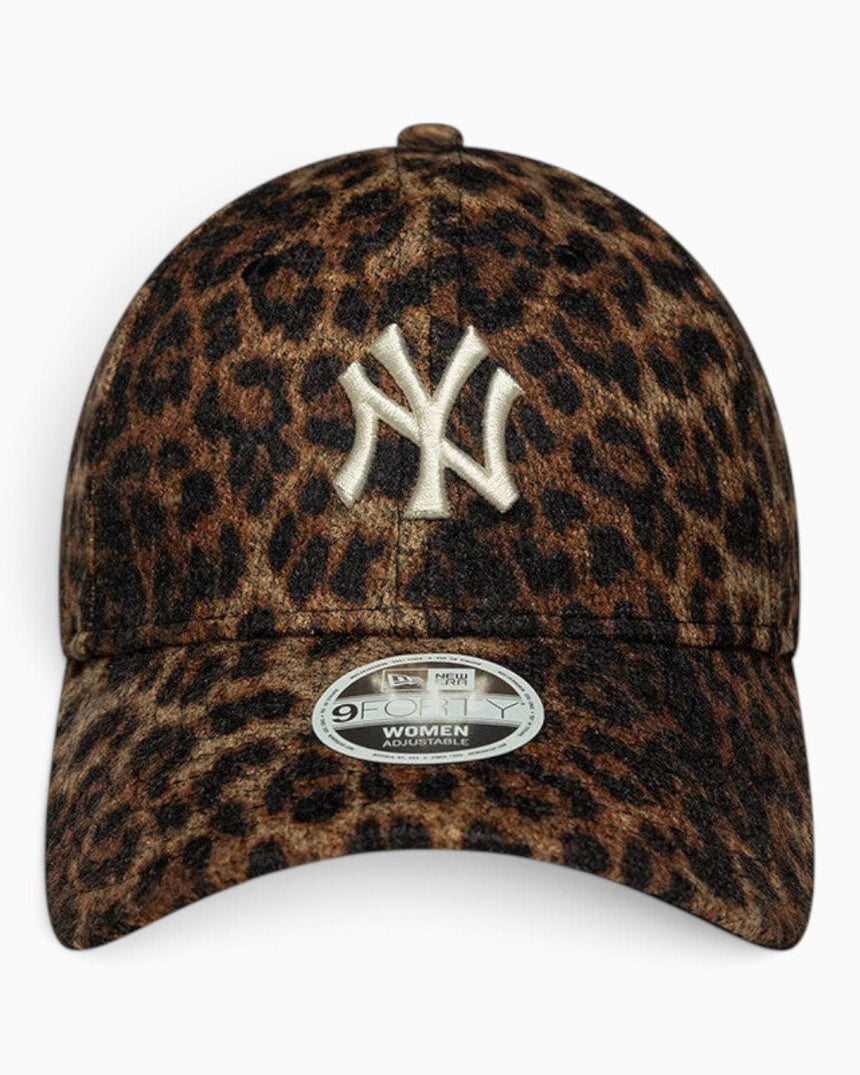 New Era NY Yankees W MLB Cosy Leopard 9FORTY Şapka Brown