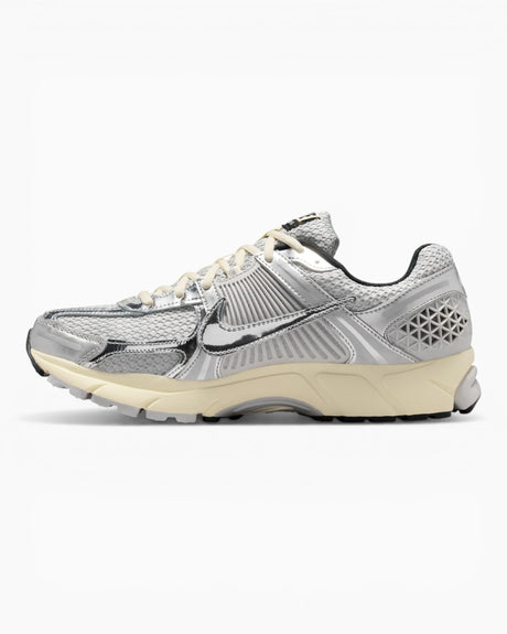 Nike Zoom Vomero 5 Erkek Sneaker