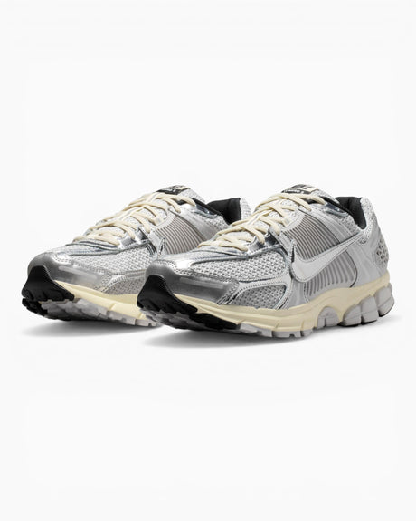 Nike Zoom Vomero 5 Erkek Sneaker