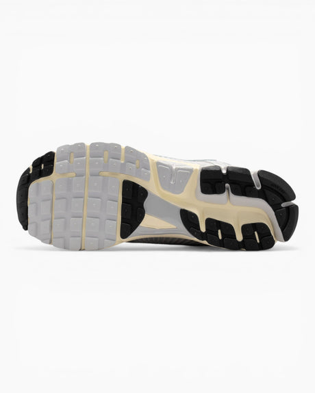 Nike Zoom Vomero 5 Erkek Sneaker